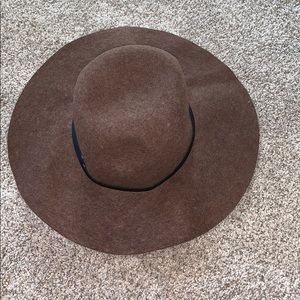 Women’s wool fedora hat